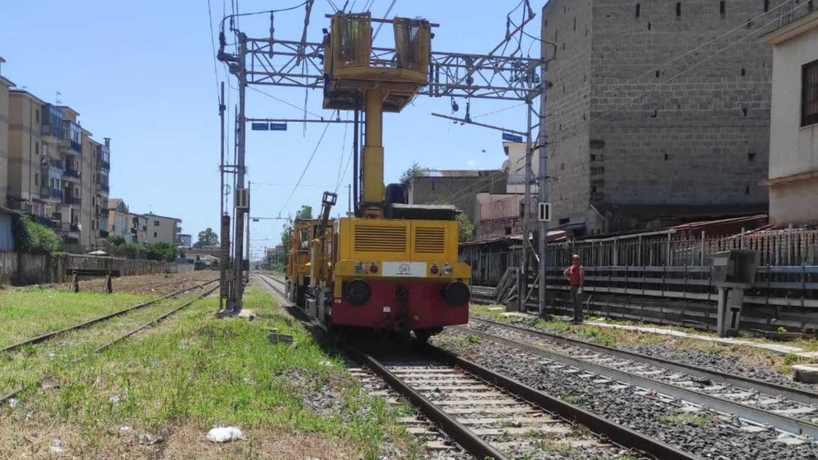 Ex linea ferroviaria Acerra
